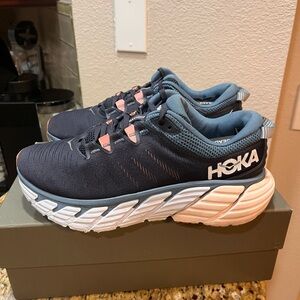 Hoka Gaviota 3 size 9.5